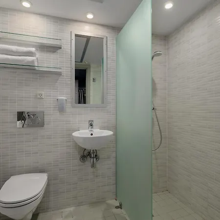 Danhostel &